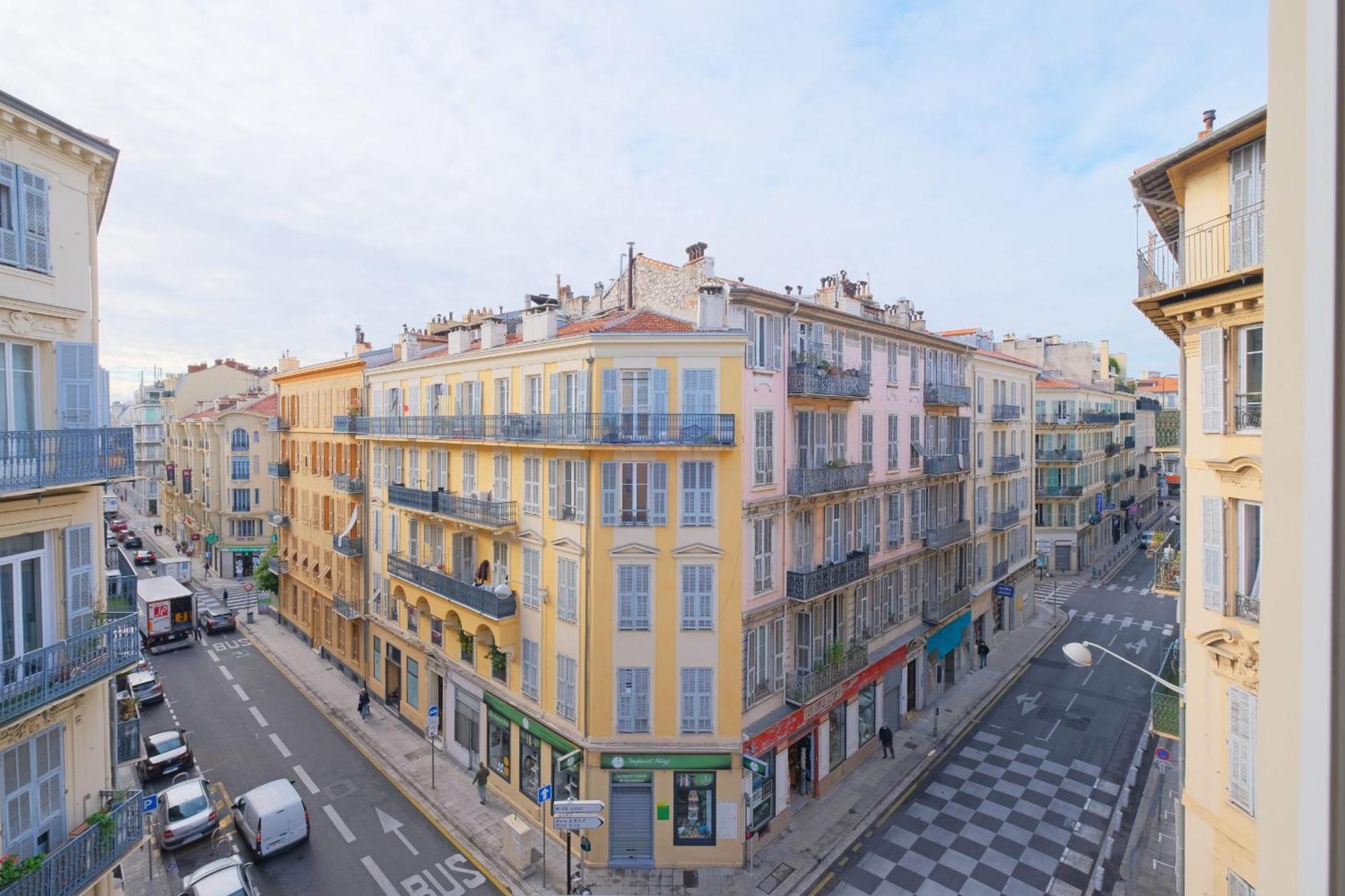 L'Echappee De Nice Riviera I Centre-Ville I Climatise I Proche Gare Et Plage I Ideal Couple Et Famille Luaran gambar